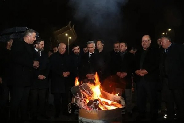 Asrın felaketinin ikinci yıldönümü! Deprem şehitleri dualarla anıldı